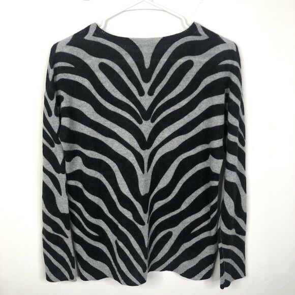 The Cashmere Project Gray Black Zebra Swirl Long Sleeve Cashmere Sweater XS - Picture 6 of 7